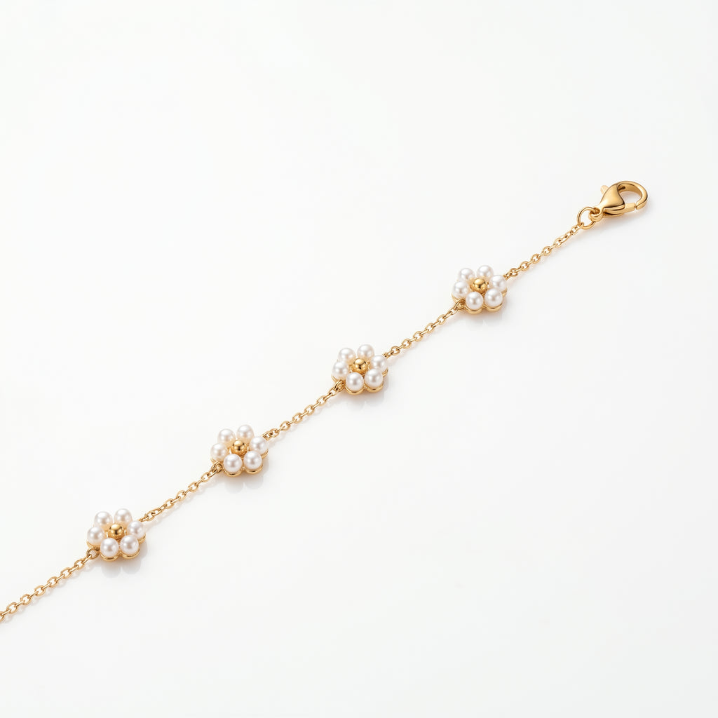 Pearl Daisy Chain Bracelet – Gold-Tone Floral Fashion Jewellery
