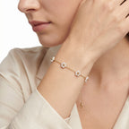 Pearl Daisy Chain Bracelet – Gold-Tone Floral Fashion Jewellery