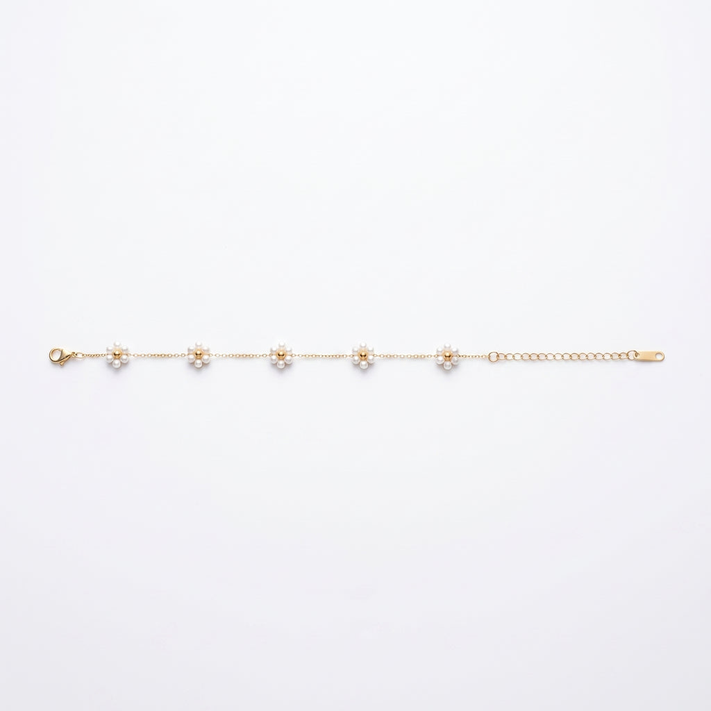 Pearl Daisy Chain Bracelet – Gold-Tone Floral Fashion Jewellery