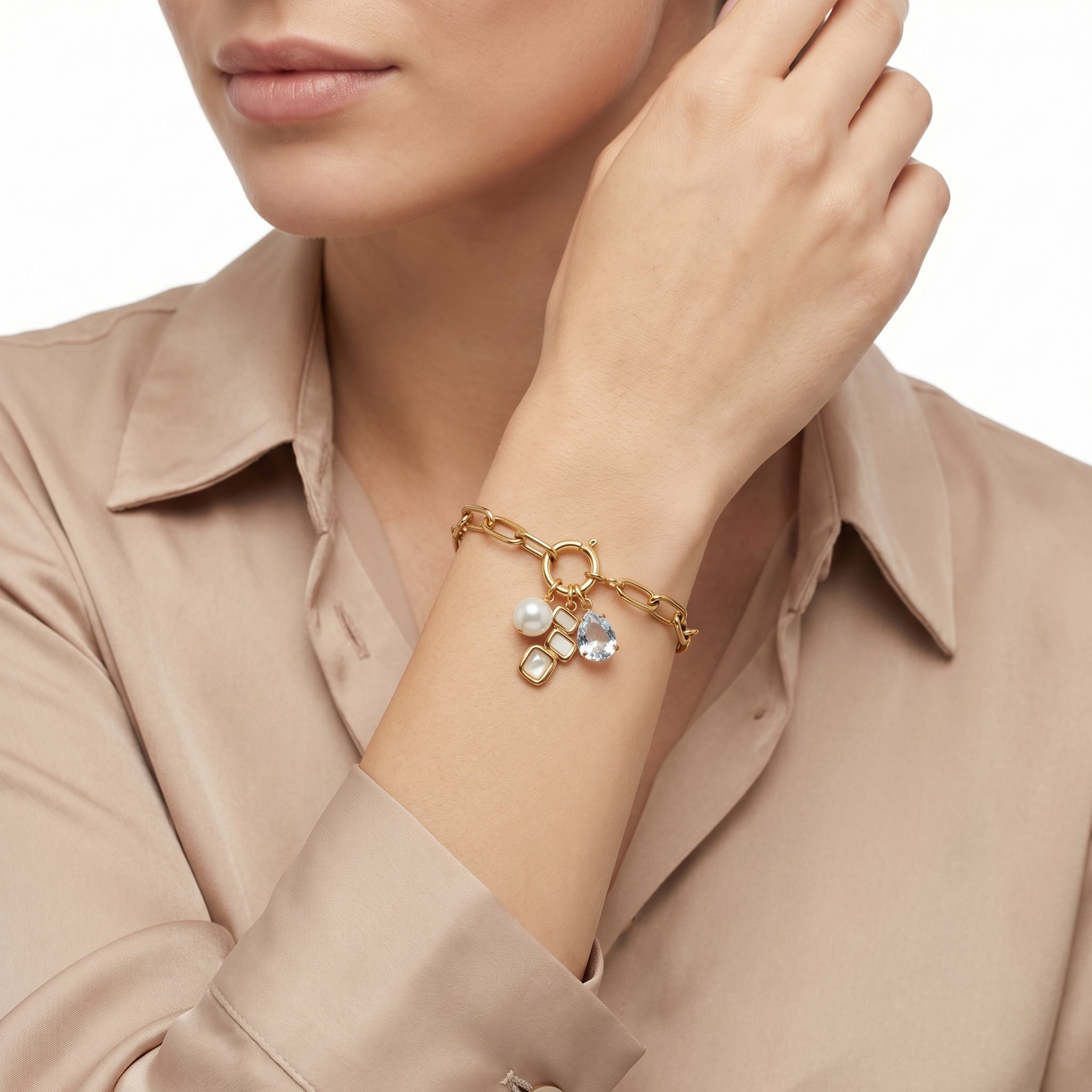 Crystal Charm Gold Link Bracelet – Elegant Fashion Jewellery for Women