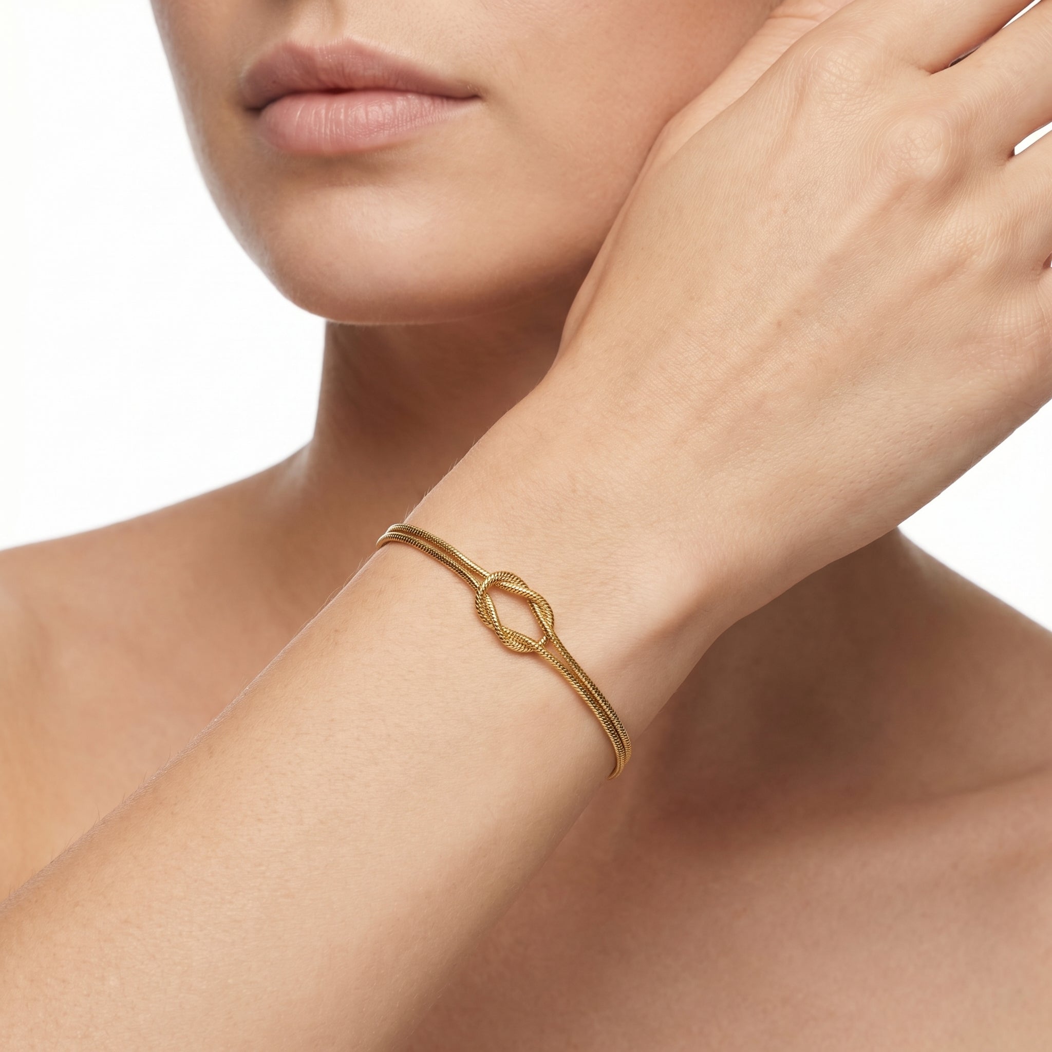 Gold Snake Chain Knot Bracelet – Minimalist Fashion Jewellery