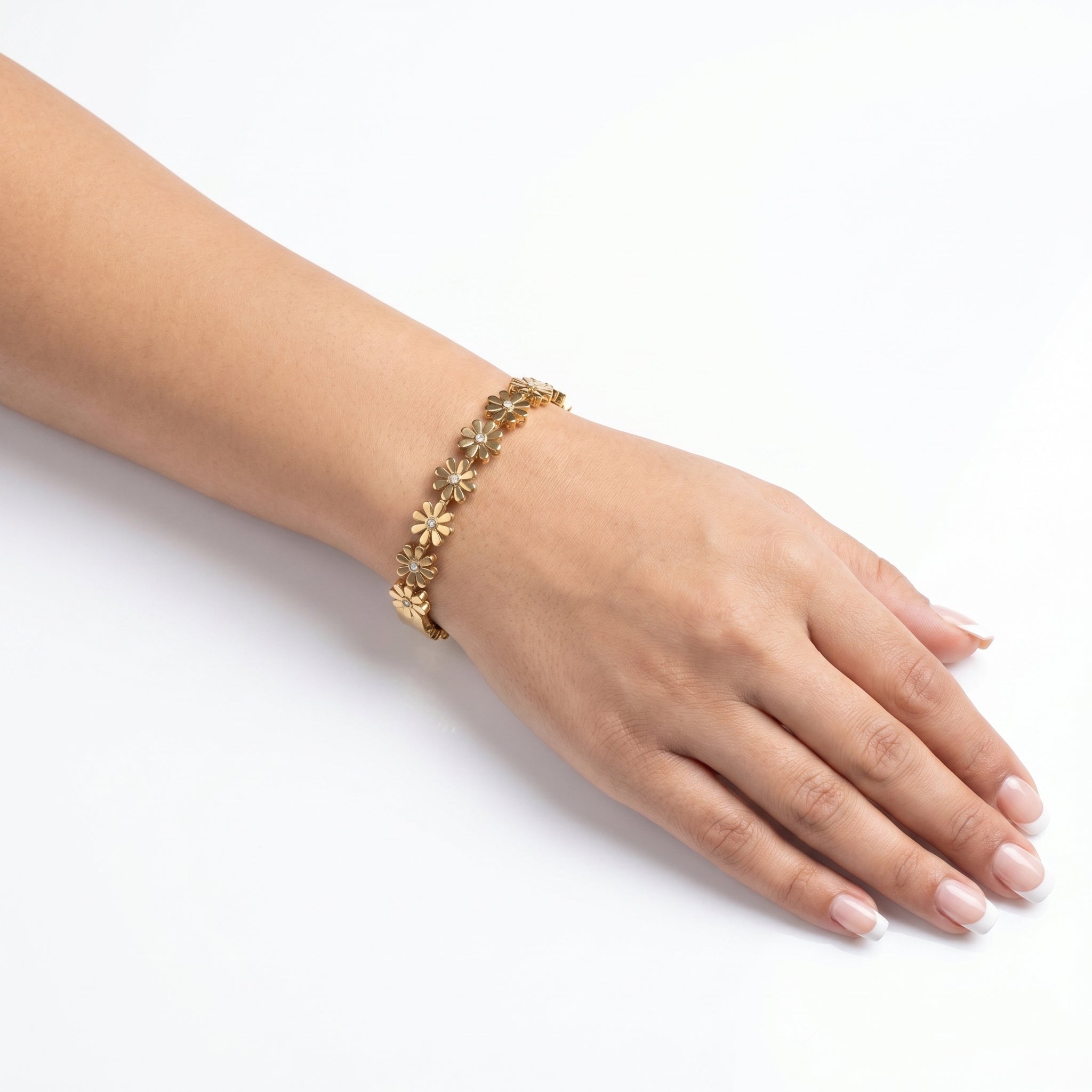 Gold Daisy Flower Bangle – Floral CZ Fashion Jewellery Bracelet