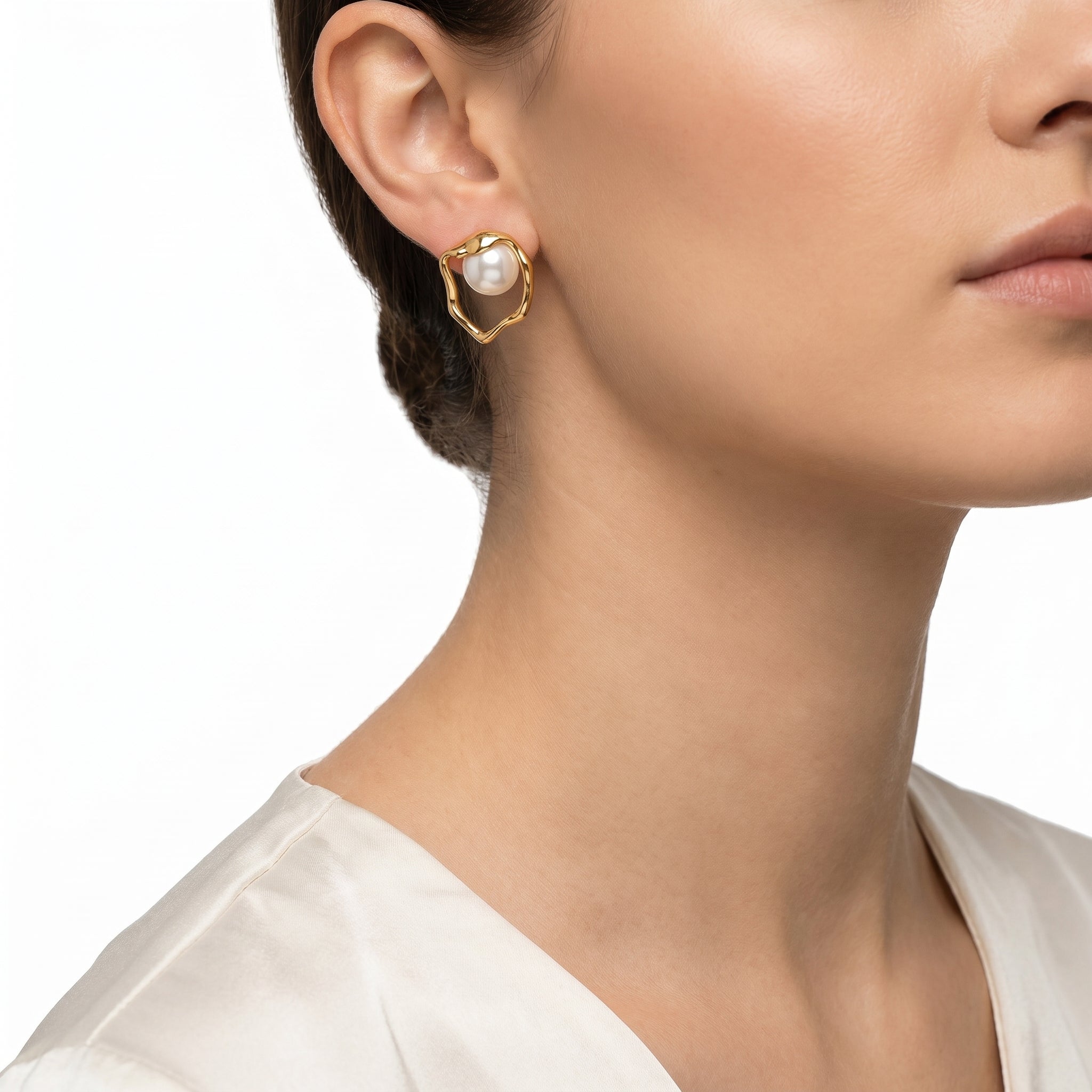 Organic Pearl Frame Stud Earrings – Gold Sculptural Fashion Jewellery
